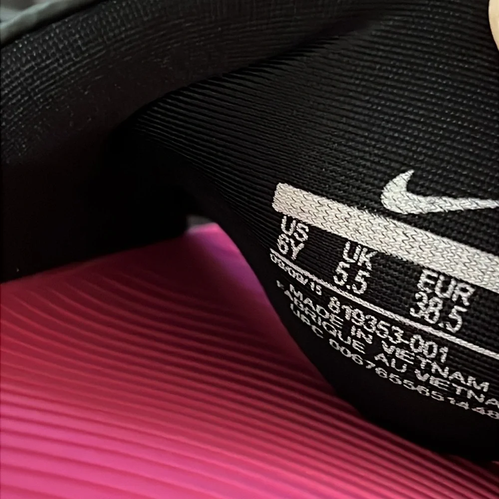Nike Pink and Black Sandals for Casual Comfort size 6Y